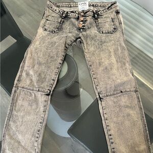 One Teaspoon Distressed Tan Ankle Jeans